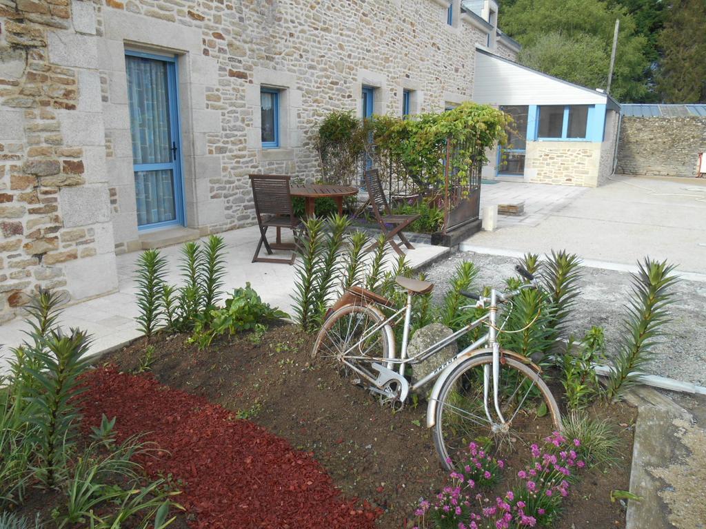 Domaine De Kervail Bed & Breakfast Quimperlé Exterior photo